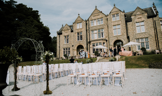 wedding-venues-leeds-luxury-wedding-venue-leeds-woodlands